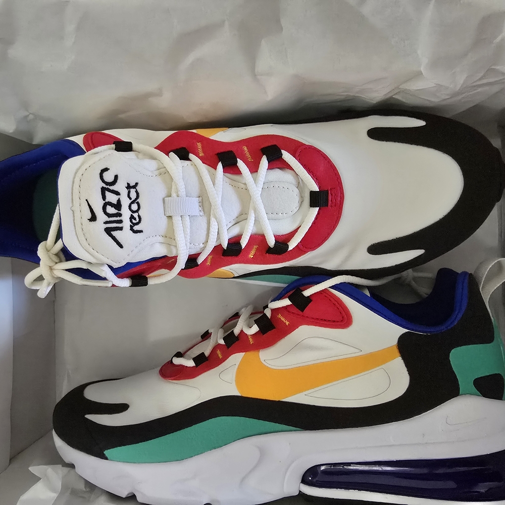 Nike mens Size 10.5 Air Max 720 React Red and Yellow Sneakers Air Max